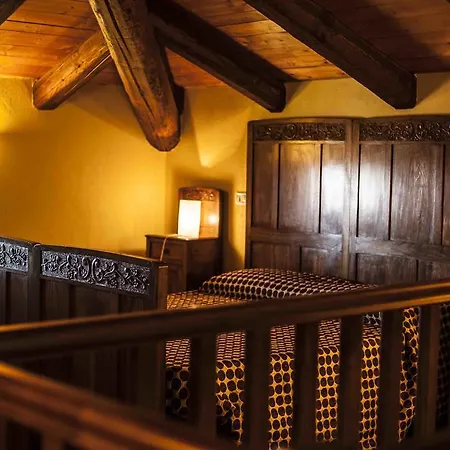 Farm stay Azienda Agrituristica Alcastle Montabone