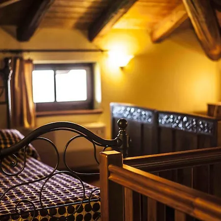 Farm stay Azienda Agrituristica Alcastle
